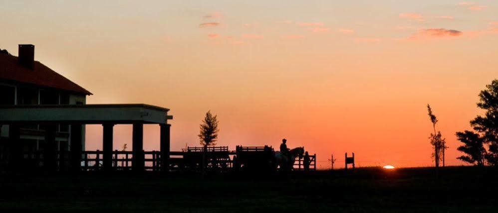 Estancia Turistica Finca Piedra Mal Abrigo Ngoại thất bức ảnh